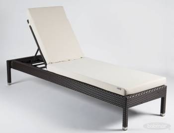 Stackable Outdoor Chaise Lounge