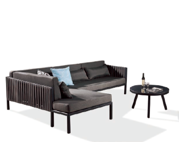 Garnet Sectional With Right Chaise